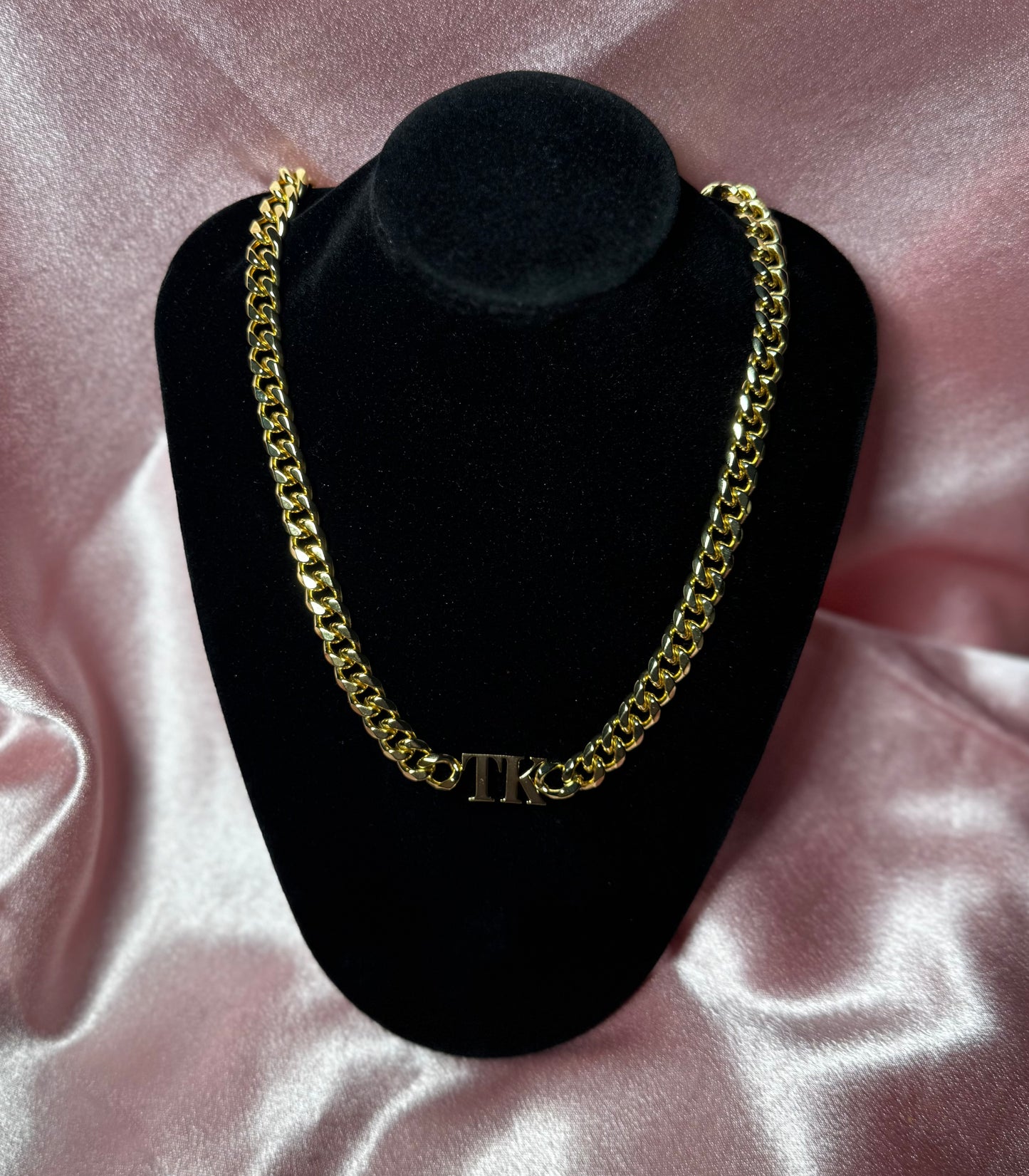 Choker Necklace